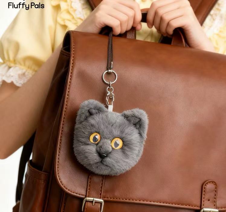 Fluffy Pals Realistic Cat-Head Charm (Big-Eye Plush Edition)——Can be used as a bag charm