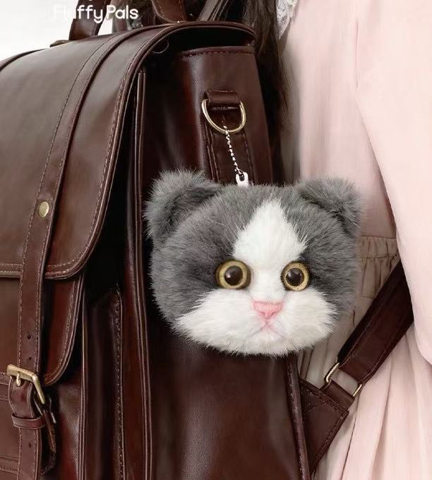 Fluffy Pals Realistic Cat-Head Charm (Big-Eye Plush Edition)——Can be used as a bag charm